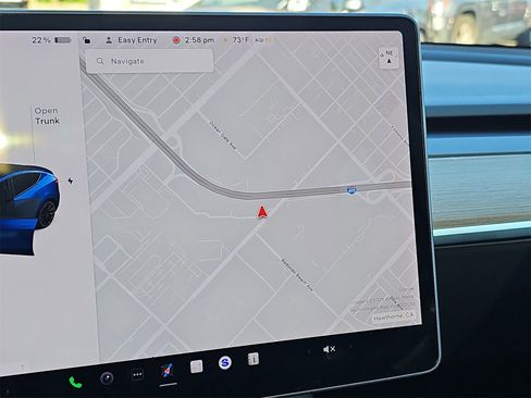 Used 2021 Tesla Model Y Long Range image 23