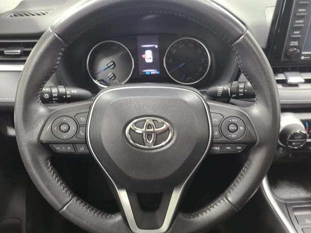 Certified 2022 Toyota RAV4 XLE Premium AWD/4WD image 25