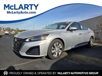 Used 2023 Nissan Altima 2.5 S video 1