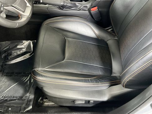 Used 2023 Subaru Crosstrek 2.5i Limited w/ Moonroof Package image 18