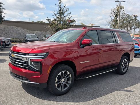 New 2026 Chevrolet Suburban LT w/ Comfort Package image 7