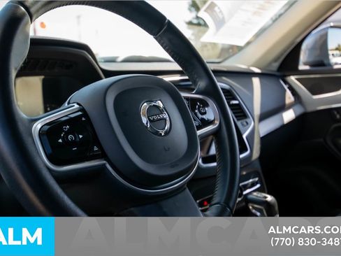 Used 2022 Volvo XC90 T5 Momentum w/ Protection Package Premier image 15