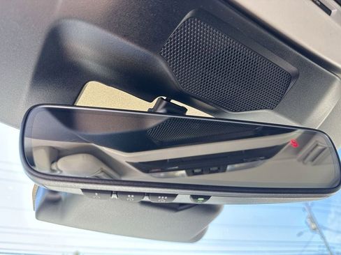 New 2025 Subaru Crosstrek 2.5i Limited w/ Crosstrek Mirror Package image 35