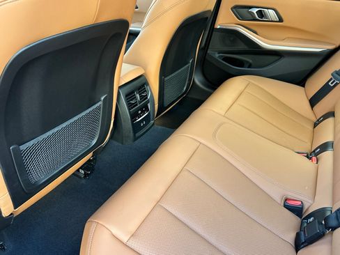 Used 2023 BMW 330i Sedan w/ Premium Package RWD image 11