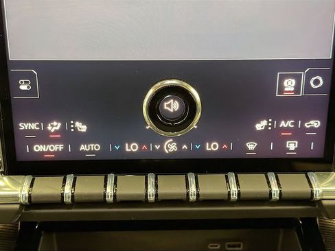 New 2026 GMC Yukon XL Elevation image 16