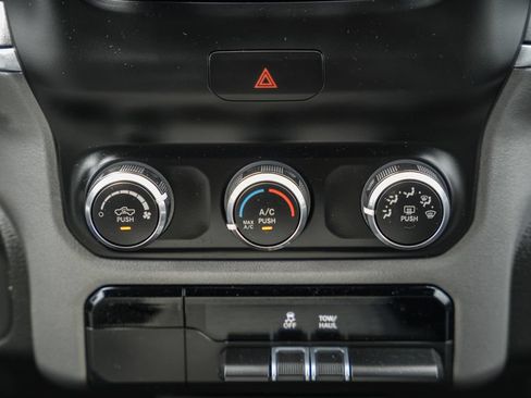 Used 2022 RAM 1500 Big Horn AWD/4WD image 26