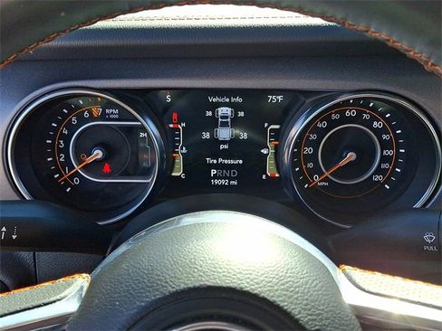 Used 2023 Jeep Gladiator Mojave w/ Cold Weather Group image 20