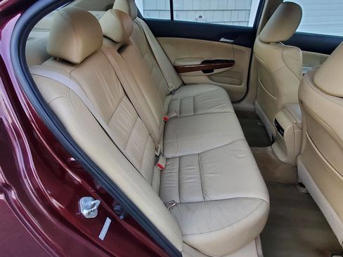 Used 2011 Honda Accord EX-L image 12