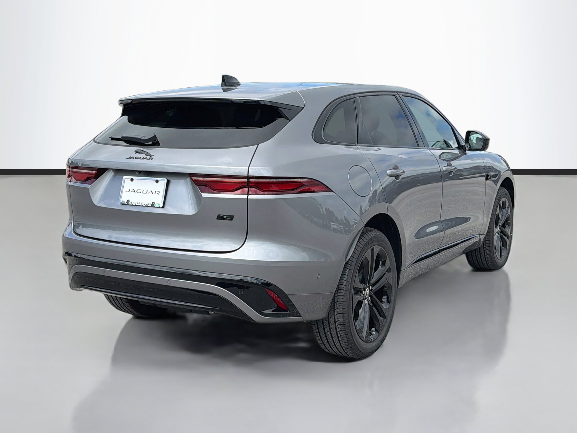 New 2026 Jaguar F-PACE R-Dynamic S AWD/4WD image 5
