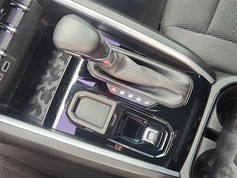 Used 2023 Chevrolet Colorado LT w/ LT Convenience Package image 15