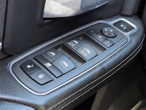 Certified 2022 RAM 3500 Laramie image 27