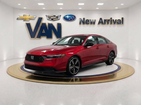 Used 2023 Honda Accord Sport image 1
