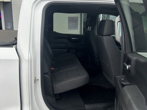 Used 2020 Chevrolet Silverado 1500 LT image 16