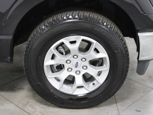 Used 2023 Ford F150 XLT AWD/4WD image 12