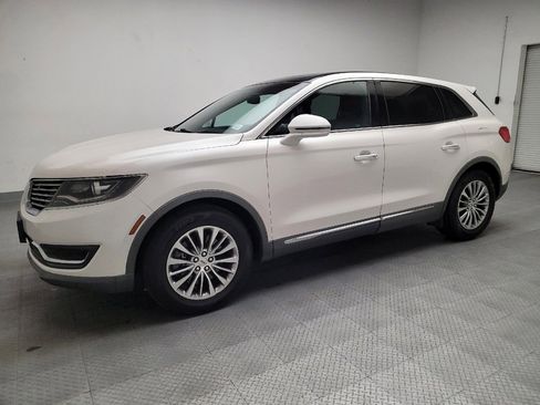Used 2016 Lincoln MKX Select w/ Select Plus Package image 2