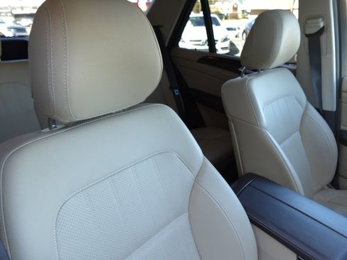 Used 2018 Mercedes-Benz GLE 350 4MATIC image 17