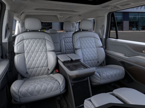 New 2025 Lincoln Navigator L Black Label image 11