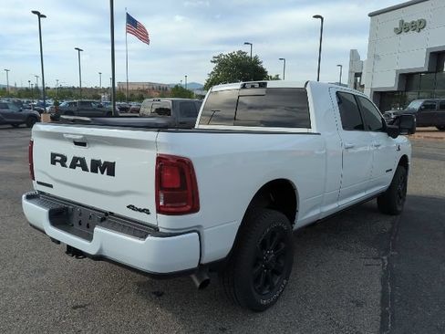 Certified 2026 RAM 2500 Laramie AWD/4WD image 3