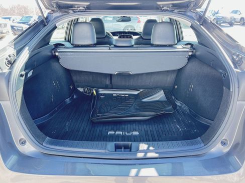 Used 2017 Toyota Prius Four Touring image 26