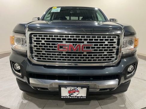 Used 2019 GMC Canyon Denali image 4