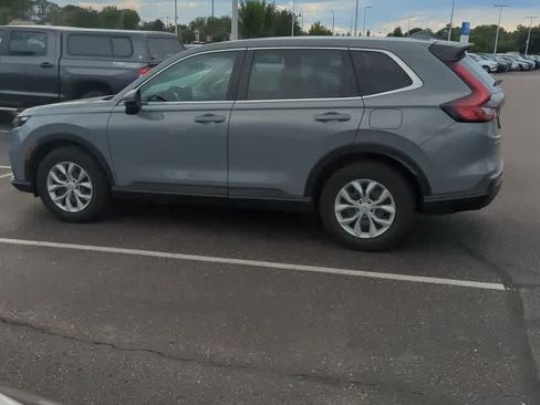 Used 2024 Honda CR-V LX image 5