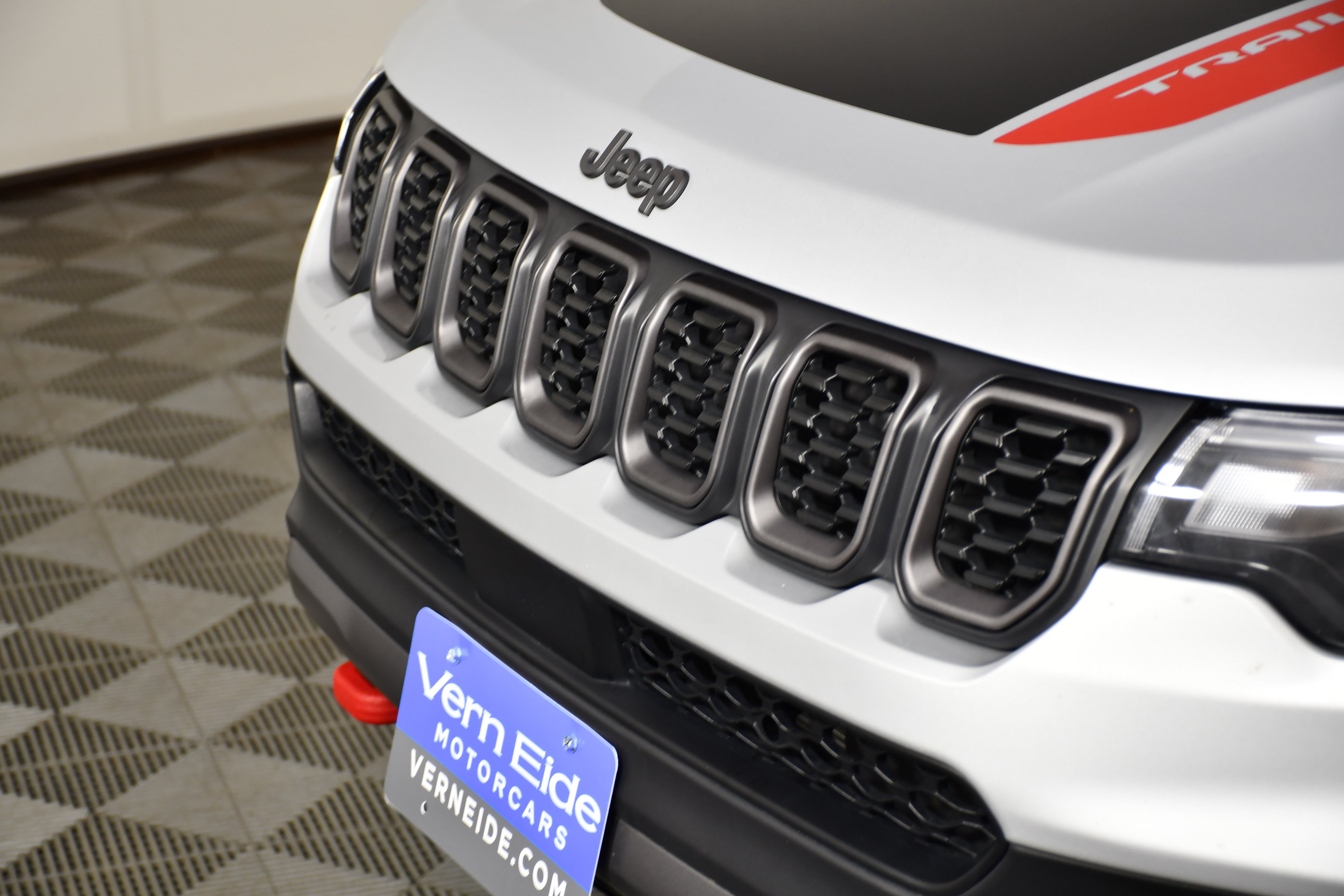 Used 2026 Jeep Compass Trailhawk AWD/4WD image 11