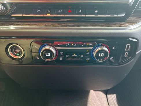 Used 2023 GMC Sierra 1500 Elevation image 15