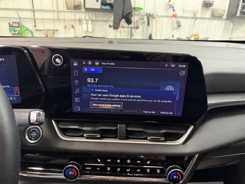 Certified 2025 Chevrolet Equinox LT w/ Convenience Package II image 17