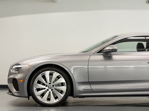 New 2026 Bentley Continental GT AWD/4WD image 12