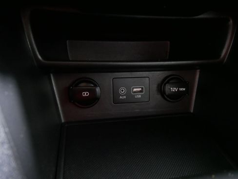 Used 2021 Hyundai Kona SE AWD/4WD image 30