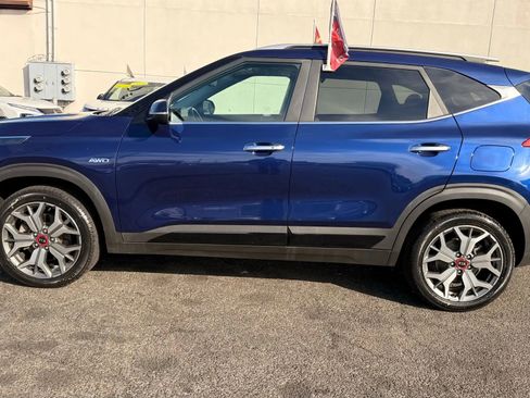 Used 2021 Kia Seltos SX image 11