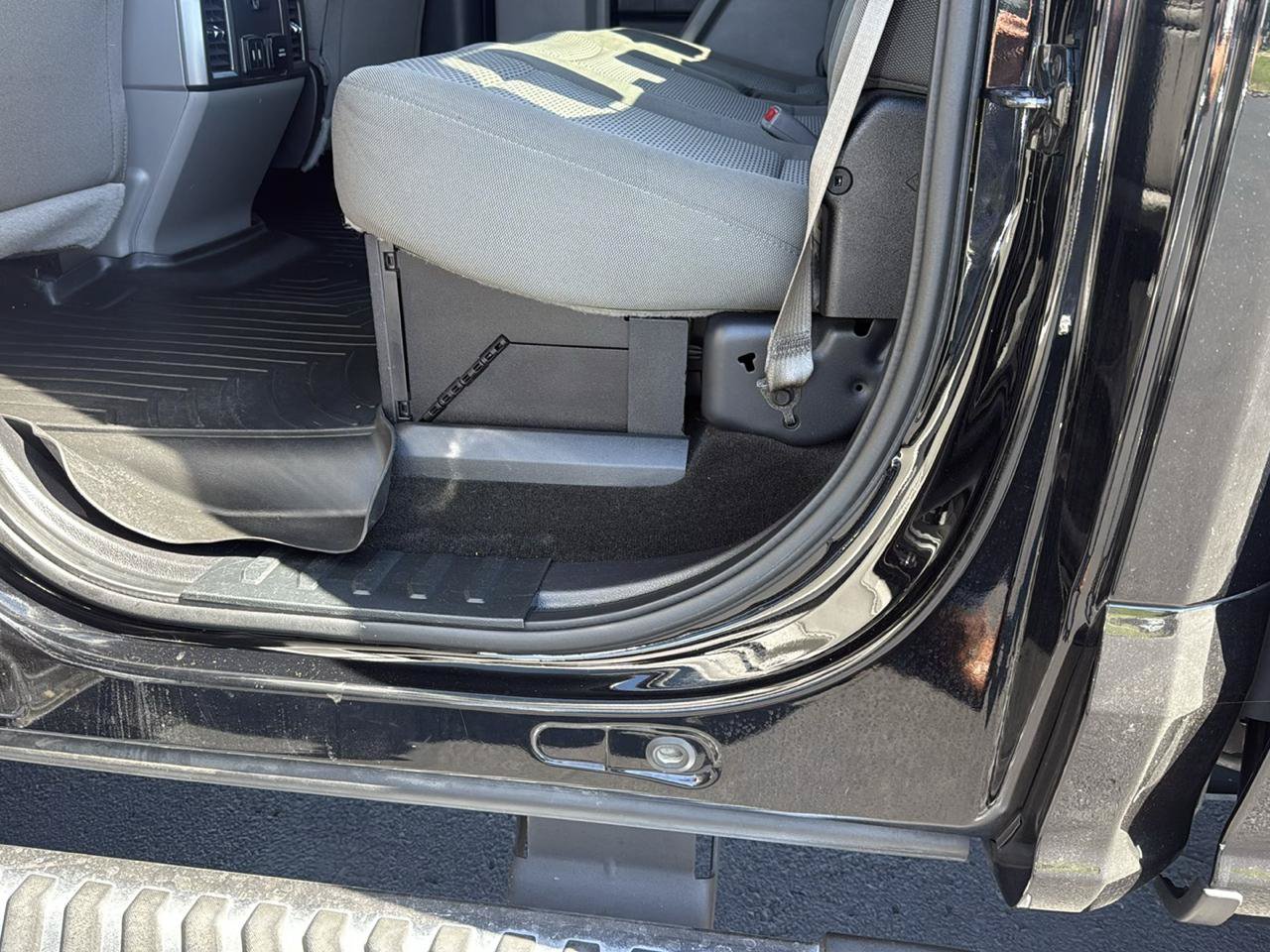 Used 2017 Ford F250 XLT w/ XLT Premium Package AWD/4WD image 20