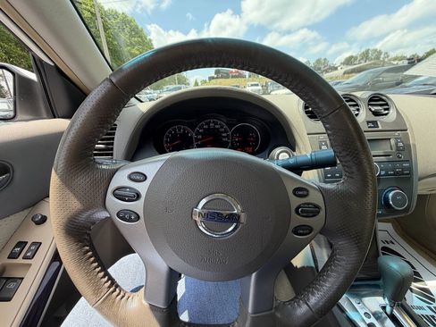 Used 2011 Nissan Altima 2.5 S w/ Convenience Pkg FWD image 13