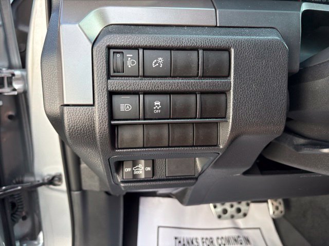 Used 2025 Toyota Tacoma TRD Sport AWD/4WD image 25