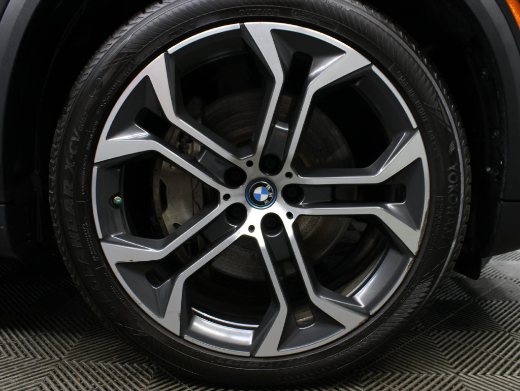 Used 2022 BMW X5 xDrive45e AWD/4WD image 13