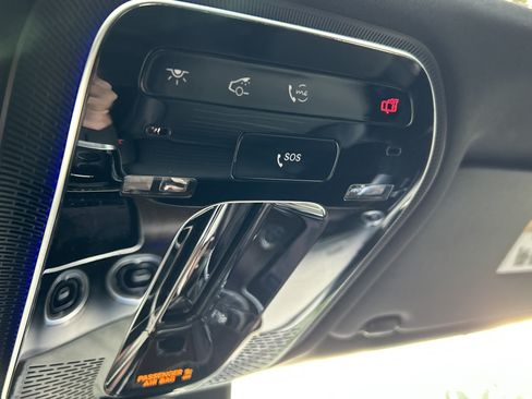 Certified 2025 Mercedes-Benz GLC 300 image 37