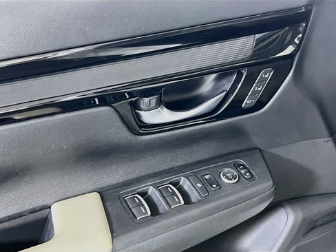 Used 2023 Honda CR-V EX-L image 17