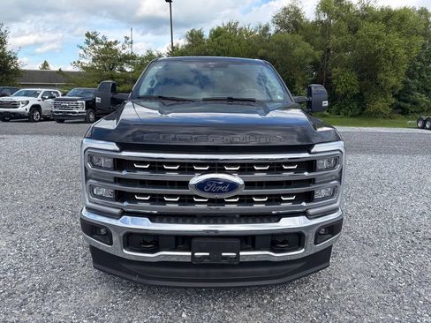 Used 2025 Ford F350 Lariat w/ Camper Package AWD/4WD image 17
