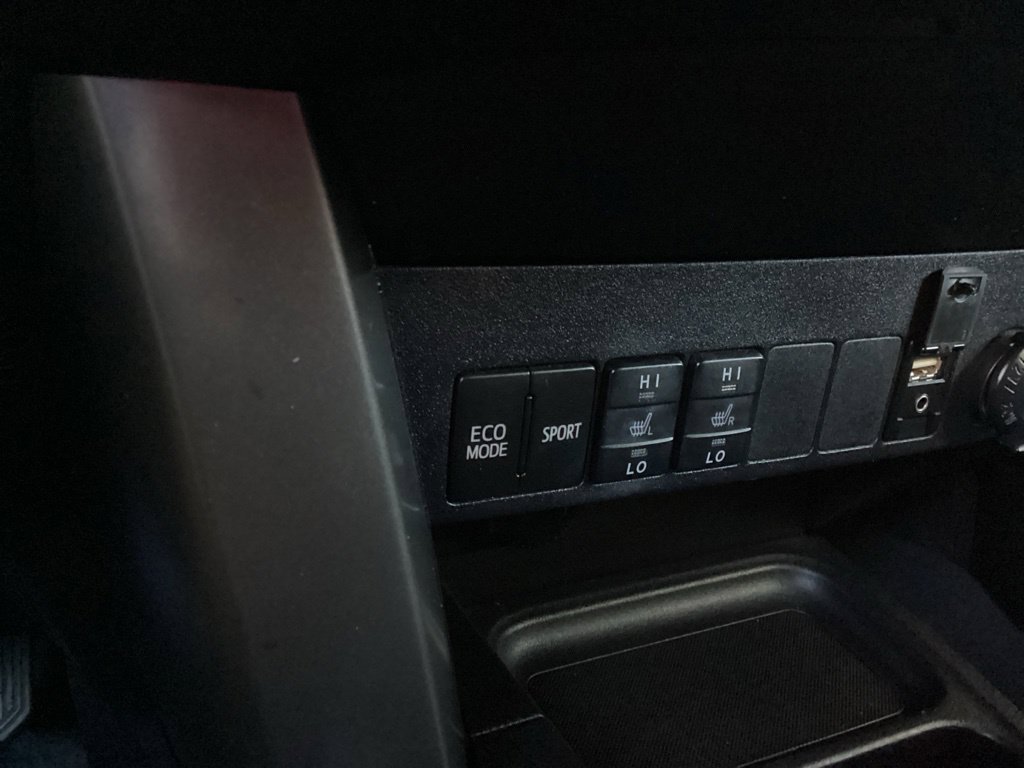 Used 2017 Toyota RAV4 SE w/ Power Extra Value Package AWD/4WD image 6