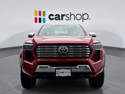 Used 2024 Toyota Tacoma Limited w/ Limited Package (LT) image 8