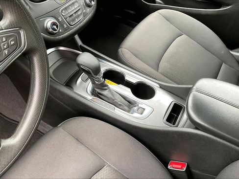 Used 2023 Chevrolet Malibu LT image 18