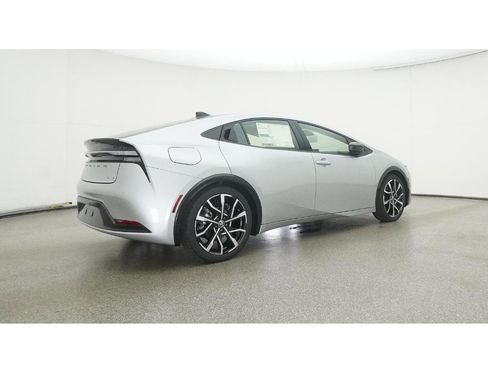 New 2026 Toyota Prius XSE image 25