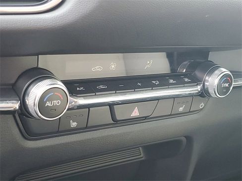 Certified 2024 MAZDA CX-30 AWD 2.5 S w/ Preferred Package image 29