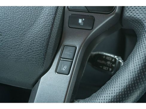 Used 2023 Toyota Tacoma TRD Sport AWD/4WD image 29