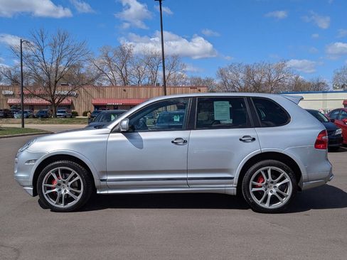 Used 2010 Porsche Cayenne GTS image 5
