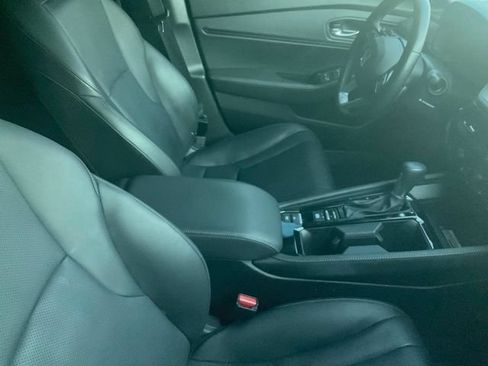 Used 2024 Honda Accord Touring image 6
