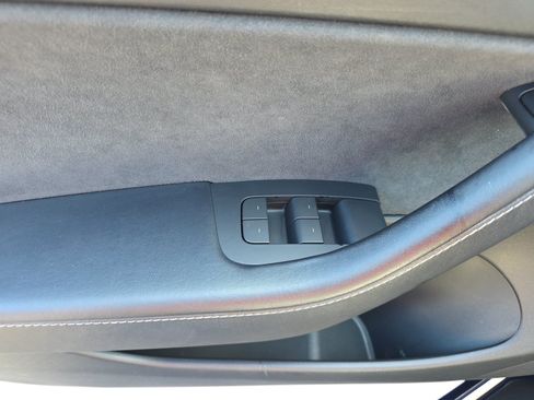 Used 2022 Tesla Model 3 Long Range AWD/4WD image 24