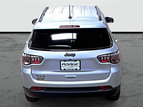 New 2026 Jeep Compass Latitude image 3