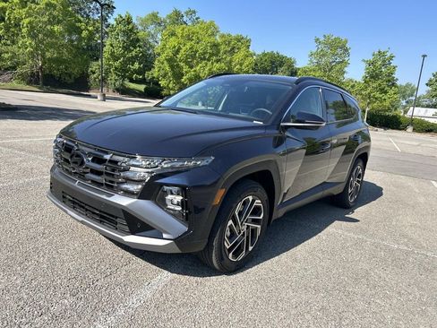 New 2026 Hyundai Tucson Limited AWD/4WD image 3