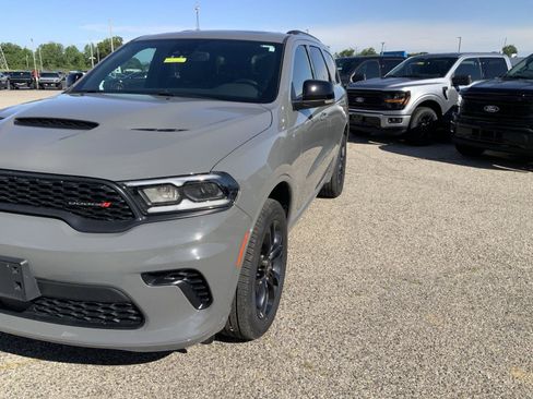 Used 2024 Dodge Durango GT AWD/4WD image 16